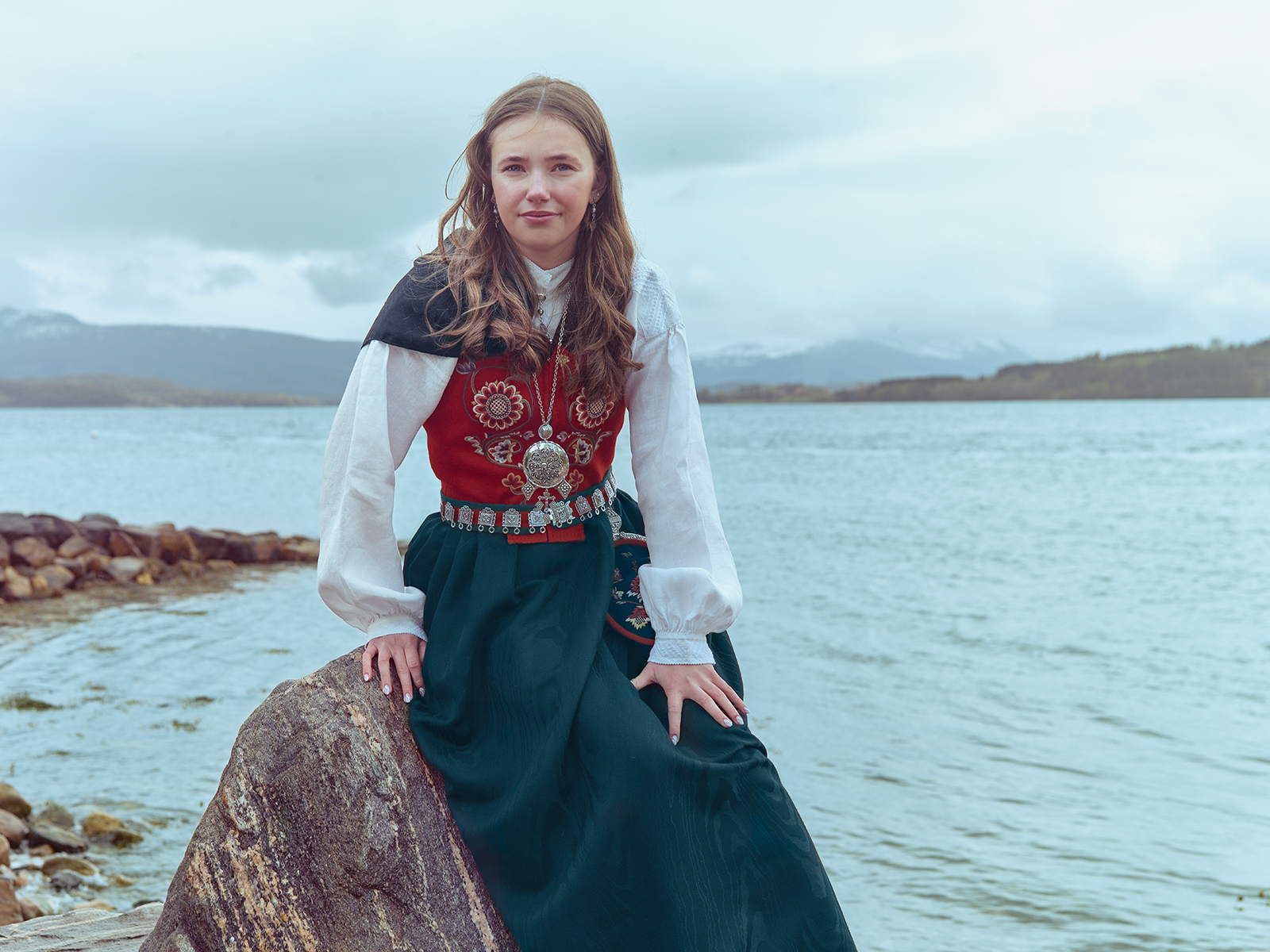 Thea raknestangen